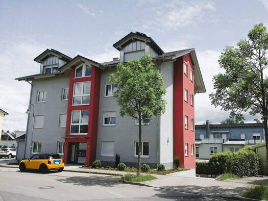 Mehrfamilienhaus zum Kauf provisionsfrei als Kapitalanlage geeignet 2.700.000 € 22 Zimmer 642 m² 801 m² Grundstück Eschenstraße 8 Waldshut Waldshut-Tiengen 79761