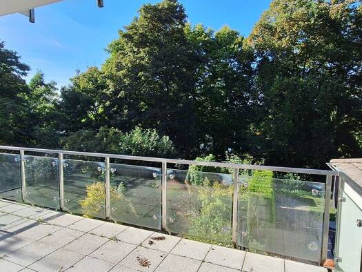 Wohnung zur Miete 1.300 € 3 Zimmer 86 m² Geschoss 1/3 frei ab sofort Cimbernstraße 7 a Tullnau Nürnberg 90402