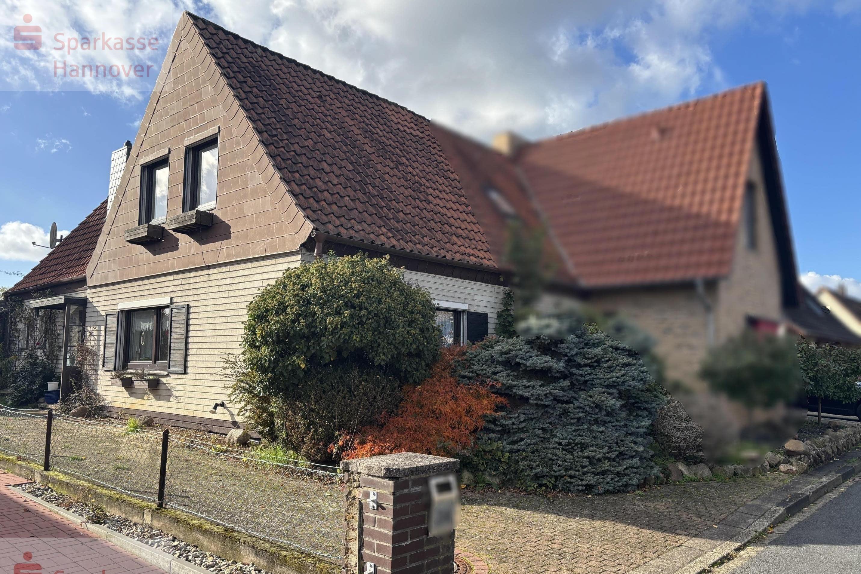 Doppelhaushälfte zum Kauf 249.000 € 3,5 Zimmer 95 m²<br/>Wohnfläche 631 m²<br/>Grundstück Burgdorf - Süd Burgdorf 31303