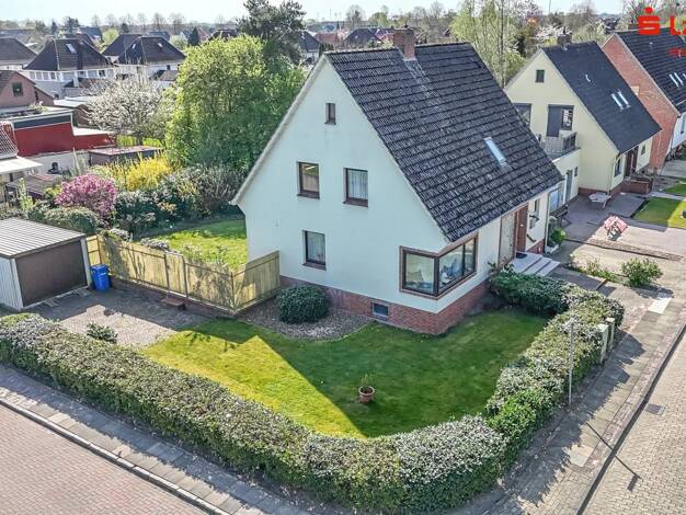 Einfamilienhaus zum Kauf 222.000 € 6 Zimmer 143,9 m² 660 m² Grundstück frei ab sofort Brake Brake 26919