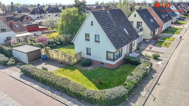 Einfamilienhaus zum Kauf 222.000 € 6 Zimmer 143,9 m² 660 m² Grundstück frei ab sofort Brake Brake 26919