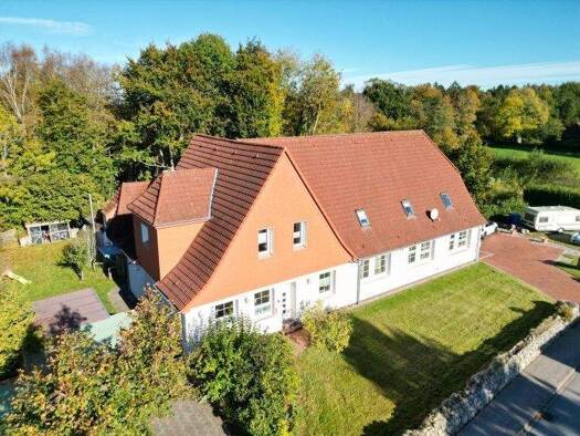 Einfamilienhaus zum Kauf 529.000 € 12 Zimmer 351 m² 3.241 m² Grundstück Dörpling 25794