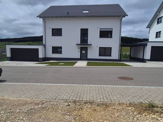 Wohnung zur Miete 643 € 3 Zimmer 89 m² frei ab sofort Wehingen 78564