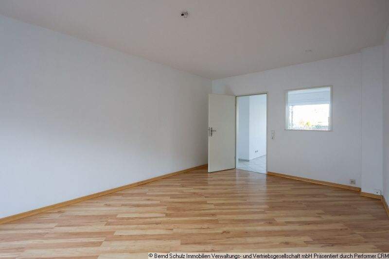 Immobilie in Rellingen - Gepflegte Edgeschosswohnung nahe des Krupunder Sees - Bild 2