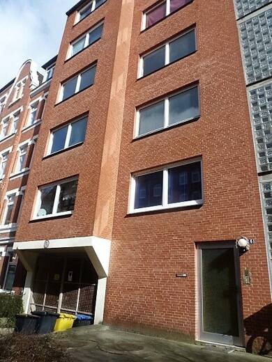Wohnung zur Miete 695 € 2 Zimmer 82,5 m² 5. Geschoss frei ab 01.08.2025 Brunsrade 6 Südfriedhof Bezirk 5 Kiel 24114