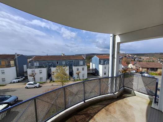 Wohnung zur Miete 380 € 2 Zimmer 43,8 m² 1. Geschoss frei ab sofort Reinhold-Becker-Straße 41 St. Ingbert Sankt Ingbert 66386