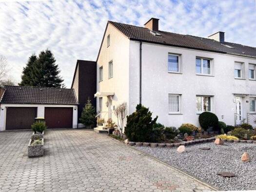 Reihenendhaus zum Kauf 349.000 € 7,5 Zimmer 163 m² 597 m² Grundstück frei ab 31.03.2026 Datteln 45711