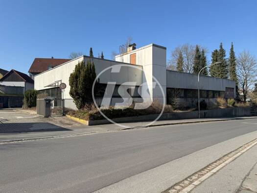 Bürofläche zur Miete provisionsfrei 8 € 600,6 m² Bürofläche Bahnhofstraße 22 Windischeschenbach Windischeschenbach 92670