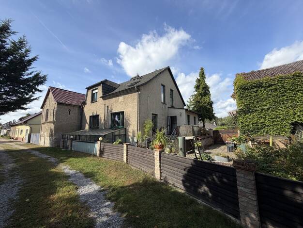 Einfamilienhaus zum Kauf 298.000 € 5 Zimmer 146 m² 715 m² Grundstück Jeserig Groß Kreutz (Havel) 14550