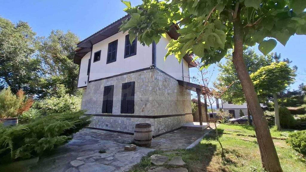 Reihenmittelhaus zum Kauf 700.000 € 634 m² Beronovo