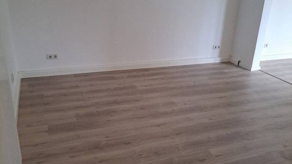 Wohnung zur Miete 1.590 € 4 Zimmer 99 m² frei ab sofort Innenstadt Erlangen 91054