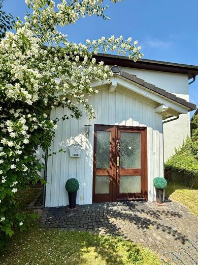 Wohnung zur Miete 1.000 € 2,5 Zimmer 102 m² frei ab 01.08.2025 Weilstraße 11 Nauborn Wetzlar 35580