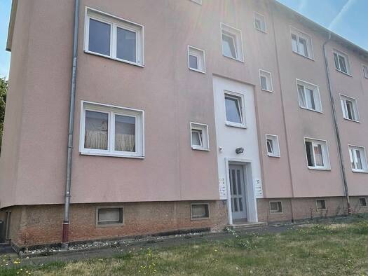 Wohnung zur Miete nur mit Wohnberechtigungsschein 280 € 2 Zimmer 43,1 m² 1. Geschoss frei ab 01.11.2026 Unter der Stiegel 30 Bad Hersfeld Bad Hersfeld 36251