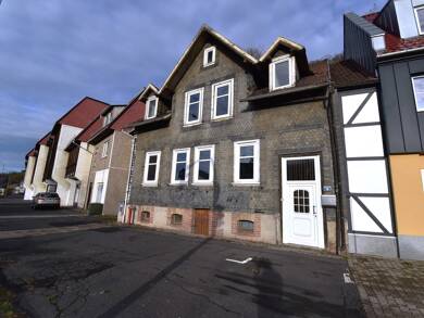 Haus zum Kauf 49.000 € 7 Zimmer 170,4 m² 802 m² Grundstück Drusselstr. 16 Suhl Suhl 98527