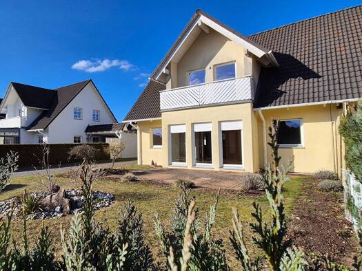 Doppelhaushälfte zum Kauf provisionsfrei 259.000 € 4 Zimmer 132,7 m² 362 m² Grundstück Negast Steinhagen 18442