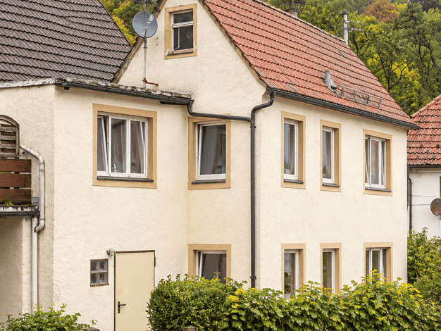 Mehrfamilienhaus zum Kauf 168.000 € 15 Zimmer 500 m² 330 m² Grundstück Goldmühler Straße 29 Goldmühl Bad Berneck im Fichtelgebirge 95460