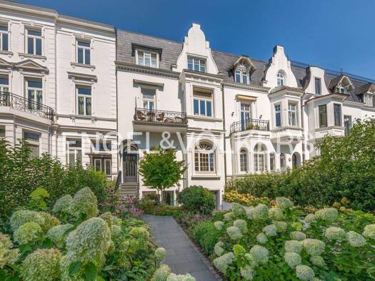 Villa zum Kauf 5.950.000 € 12 Zimmer 459 m² 491 m² Grundstück Harvestehude Hamburg 20149