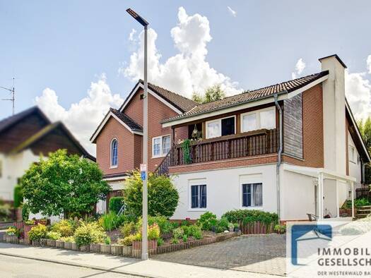 Mehrfamilienhaus zum Kauf 339.000 € 6 Zimmer 165 m² 1.981 m² Grundstück Almersbach 57610