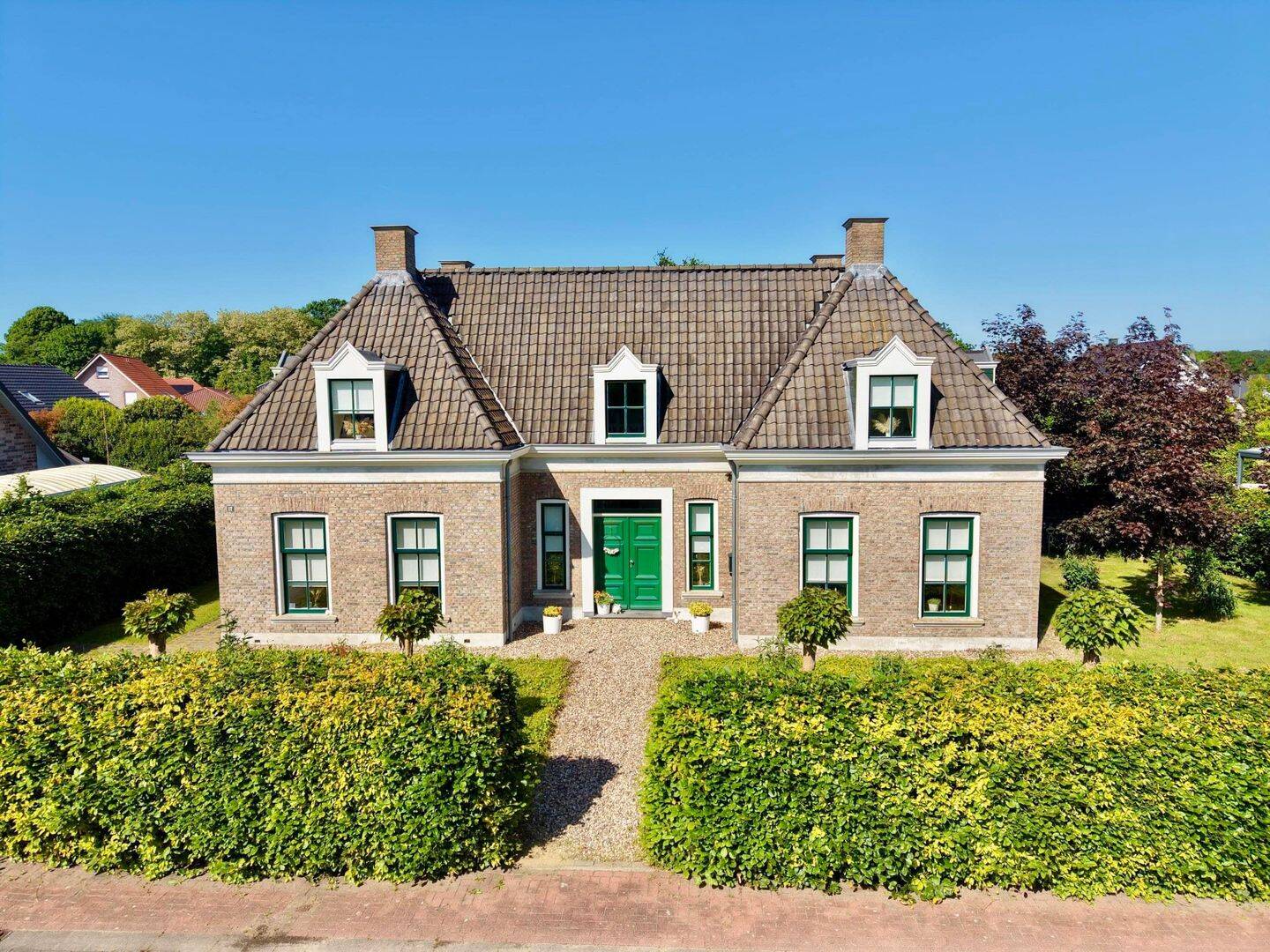 Einfamilienhaus zum Kauf - Ansicht 2