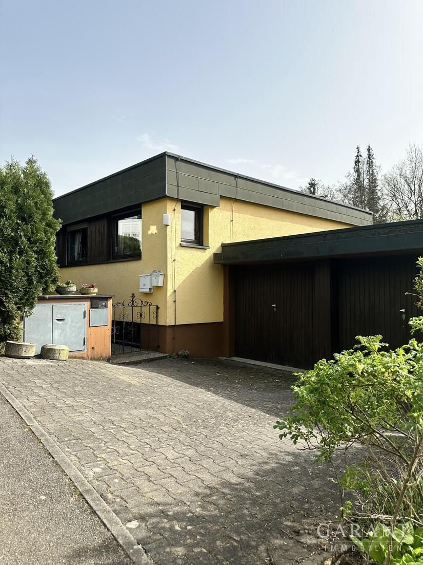 Mehrfamilienhaus zum Kauf 740.000 € 7 Zimmer 210 m²<br/>Wohnfläche 1.200 m²<br/>Grundstück Äußere Weststadt Schwäbisch Gmünd 73525