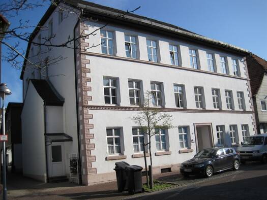 Wohnung zur Miete 509 € 2 Zimmer 63,6 m² 2. Geschoss frei ab 01.08.2026 Niedere Str. 11 Holzminden 37603