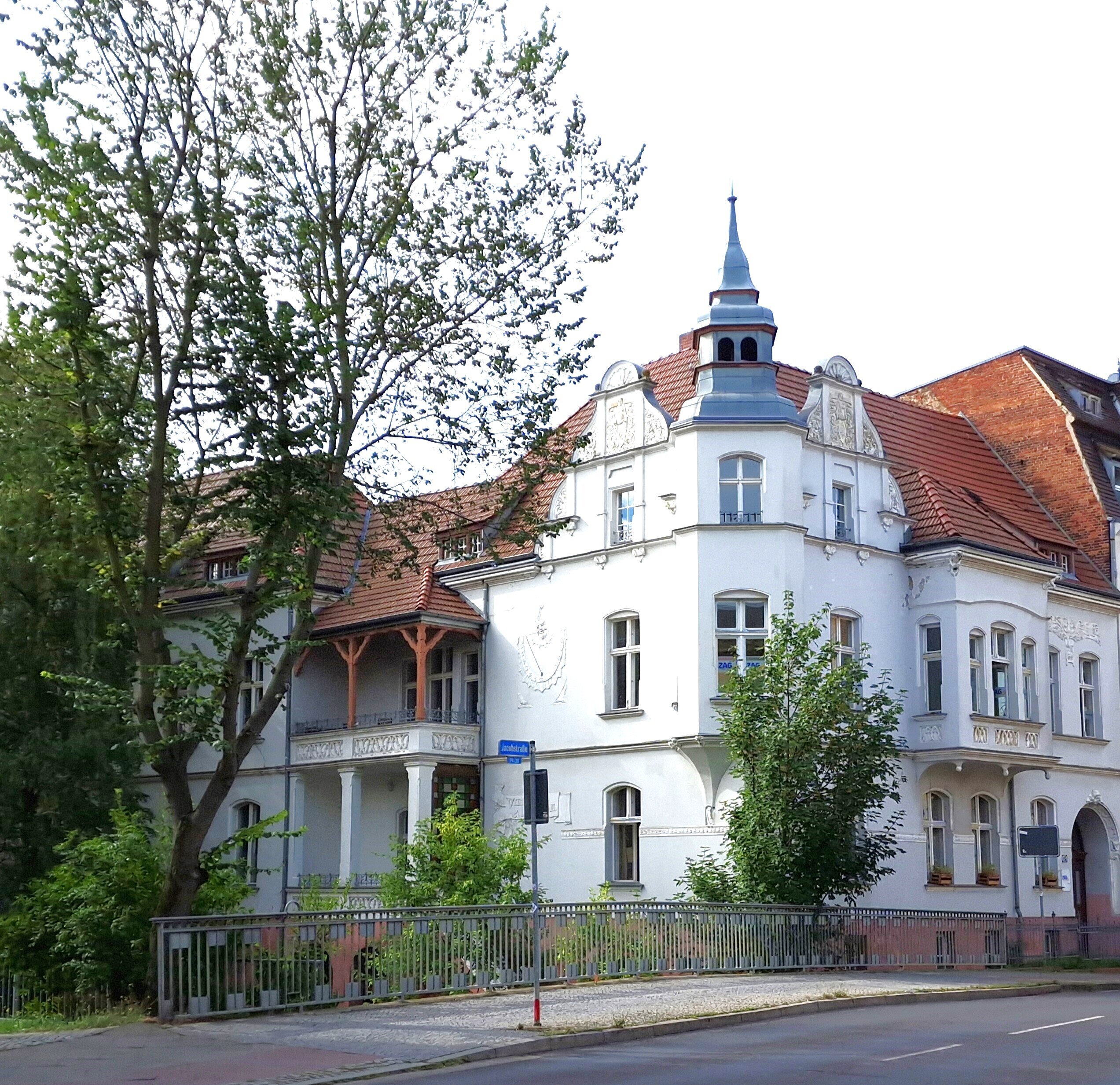 Haus zum Kauf 1.115.000 € 778 m²<br/>Wohnfläche 824 m²<br/>Grundstück Neustadt Brandenburg an der Havel 14776