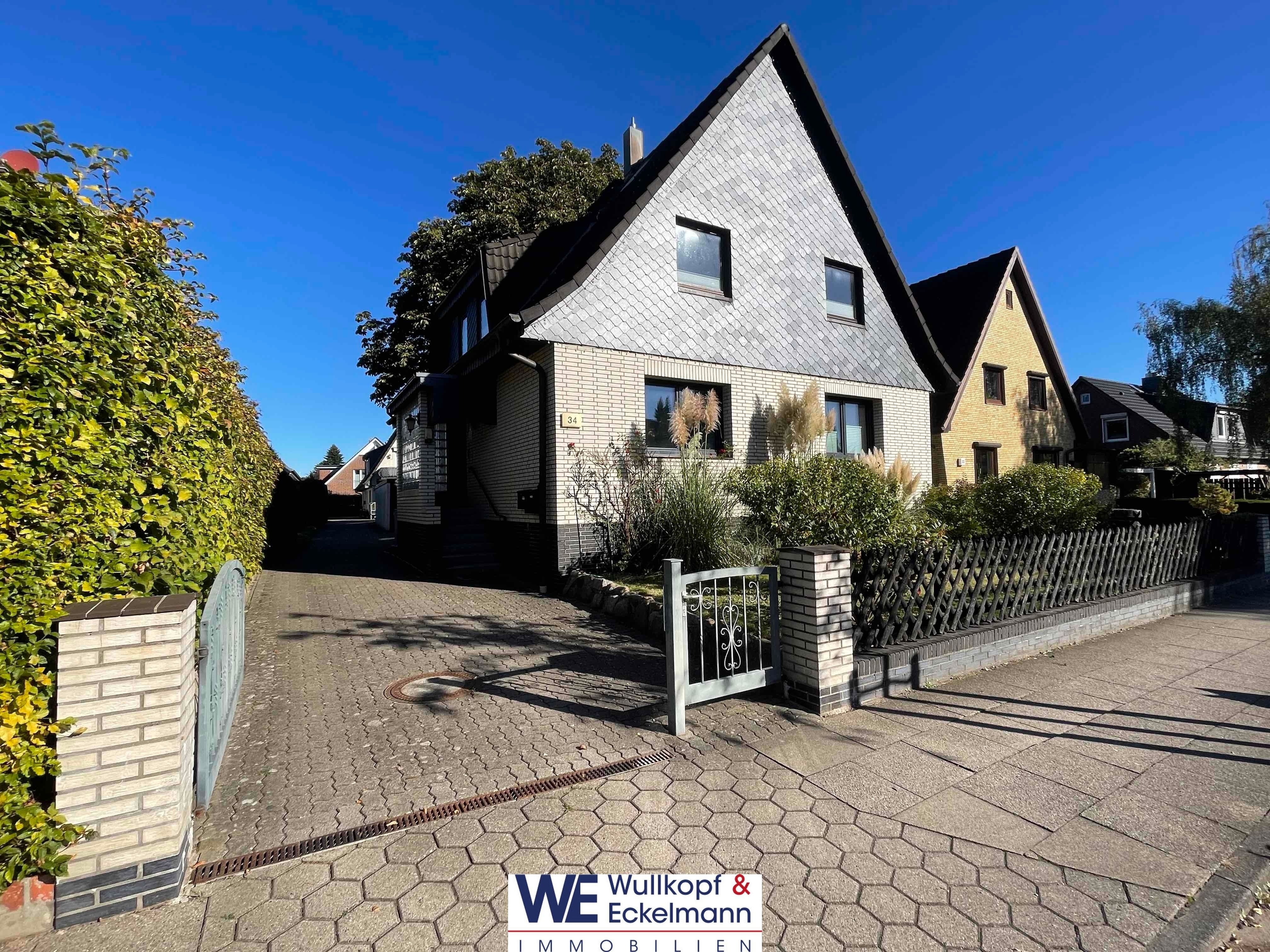 Mehrfamilienhaus zur Miete 1.999 € 7 Zimmer 153 m²<br/>Wohnfläche 300 m²<br/>Grundstück Lurup Hamburg 22547