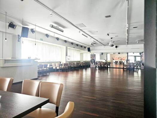 Laden zur Miete provisionsfrei 1.800 € 300 m² Verkaufsfläche Konrad-Adenauer-Straße 7 Innen Remscheid 42853