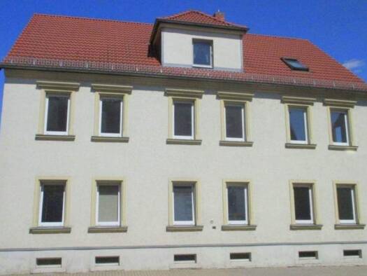 Wohnung zur Miete 250 € 2 Zimmer 40 m² 1. Geschoss Alleestraße 12 Gröba Riesa 01591