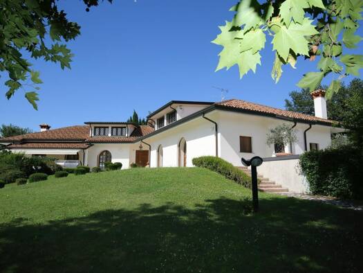 Einfamilienhaus zum Kauf 2.450.000 € 746 m² 5.000 m² Grundstück Fagagna 33034