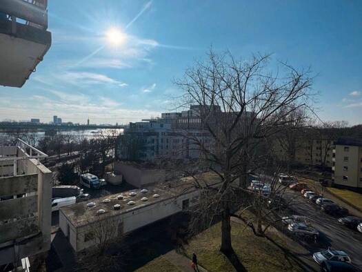 Wohnung zur Miete 1.100 € 1 Zimmer 38 m² frei ab sofort Rotterdamer Str. 4 Riehl Köln 50735