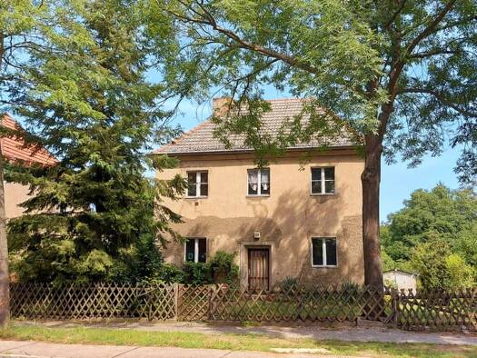 Haus zum Kauf provisionsfrei 600.000 € 6 Zimmer 134 m² 688 m² Grundstück Am Stern Potsdam 14480