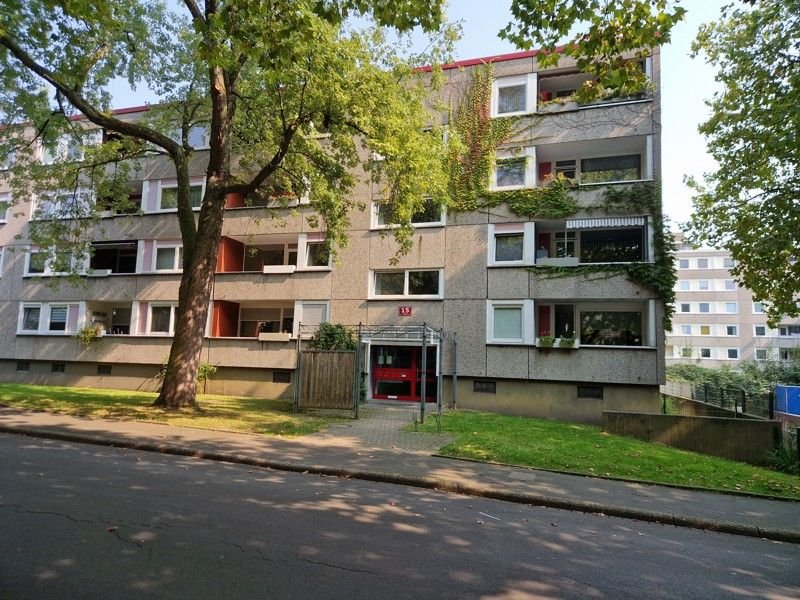 Wohnung zur Miete nur mit Wohnberechtigungsschein 362,02 € 3 Zimmer 76 m²<br/>Wohnfläche 1.<br/>Geschoss 13.10.2024<br/>Verfügbarkeit Butzstr. 15 Nette Dortmund 44359