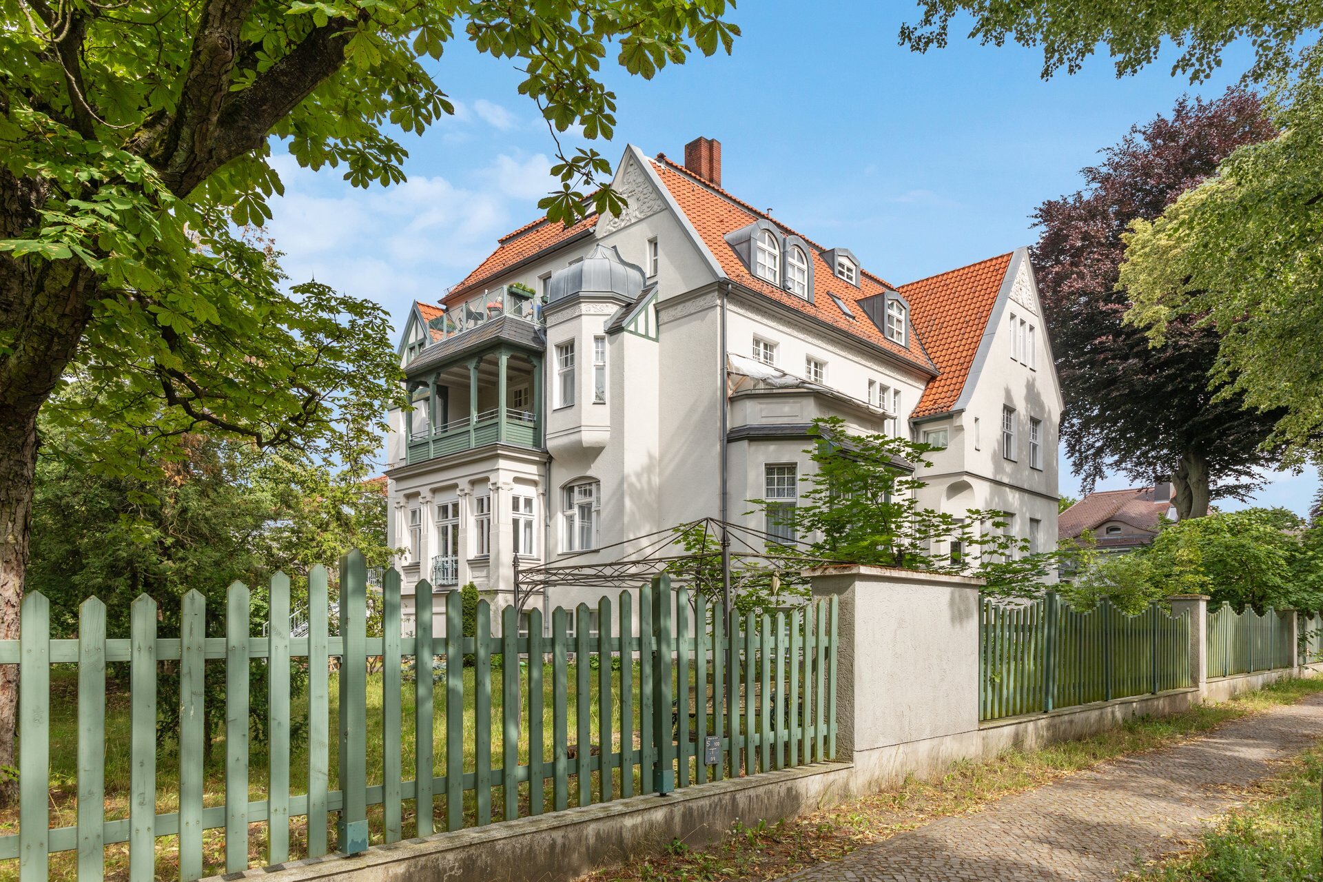 Wohnung zum Kauf 1.700.000 € 6 Zimmer 195 m²<br/>Wohnfläche Dahlem Berlin 14195