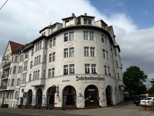 Studio zur Miete 320 € 1 Zimmer 25 m² 4. Geschoss frei ab sofort Prager Straße 153 Reudnitz-Thonberg Leipzig 04317