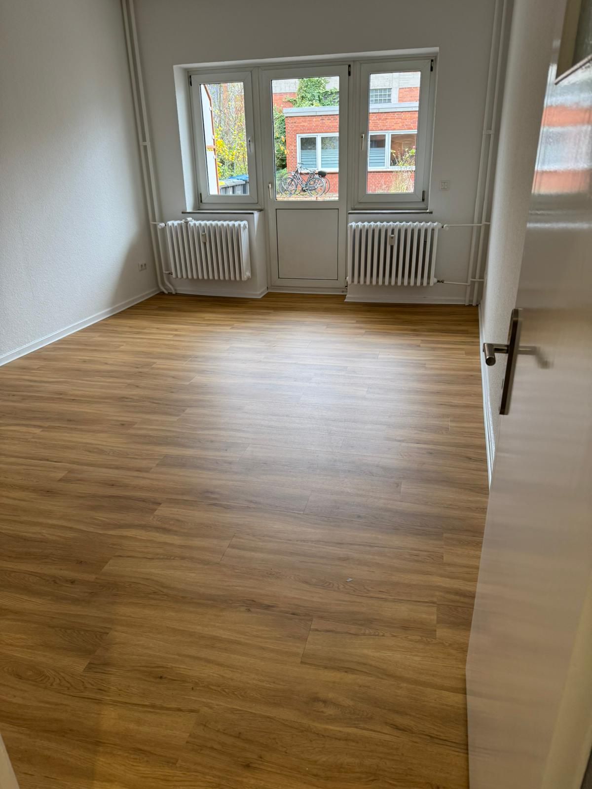 Wohnung zur Miete 1.050 € 3,5 Zimmer 83,6 m²<br/>Wohnfläche Ringstr. 85 Südfriedhof Bezirk 5 Kiel 24114