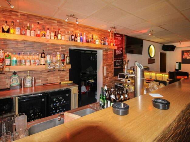 Bürogebäude zum Kauf als Kapitalanlage geeignet 497 € 904 m² 1.312,3 m² Grundstück Klötze Klötze Altmark 38486