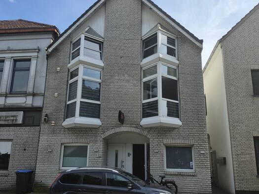 Mehrfamilienhaus zur Miete 850 € 2 Zimmer 85 m² frei ab 01.08.2026 Mitte Delmenhorst 27749