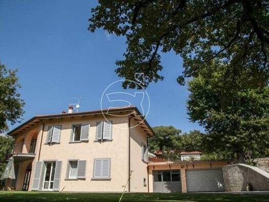 Villa zum Kauf 1.090.000 € 9 Zimmer 300 m² 6.000 m² Grundstück Arezzo