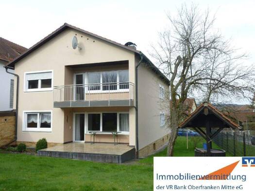 Einfamilienhaus zum Kauf 299.000 € 8 Zimmer 206 m² 742 m² Grundstück frei ab sofort Oberrodach Marktrodach 96364