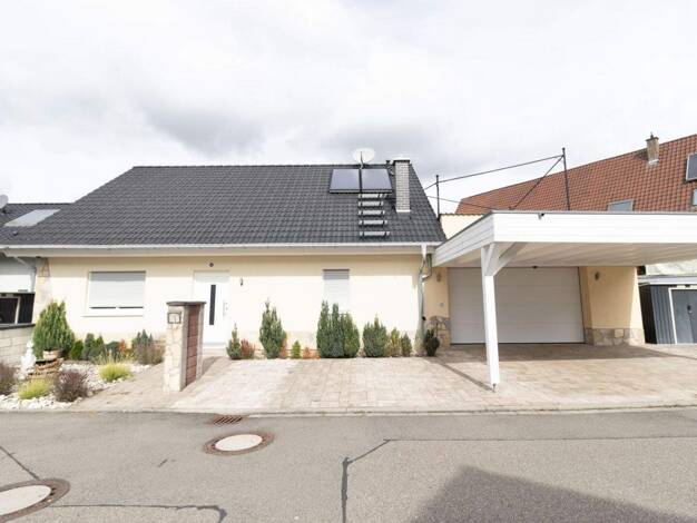 Einfamilienhaus zum Kauf 699.000 € 5,5 Zimmer 177 m² 417 m² Grundstück Heutensbach Allmersbach 71573