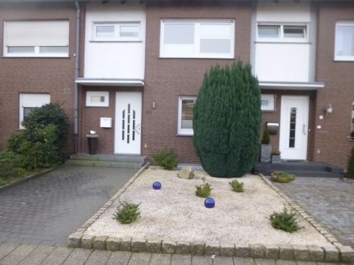 Reihenmittelhaus zur Miete 1.100 € 5 Zimmer 101 m²<br/>Wohnfläche 01.04.2025<br/>Verfügbarkeit Schotthock - Ost Rheine 48429