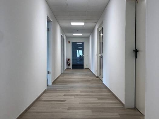 Bürofläche zur Miete provisionsfrei 800 € 3 Zimmer 75 m² Bürofläche Am Weichselgarten 9 Tennenlohe Erlangen 91058