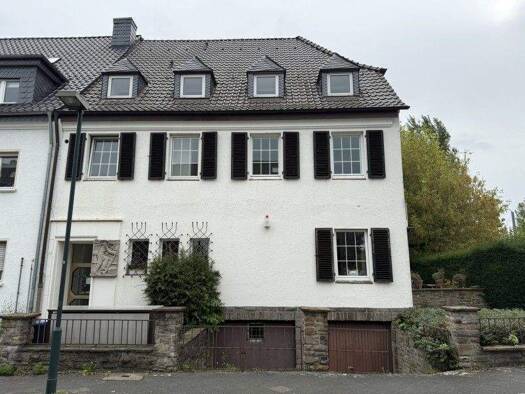 Reihenendhaus zum Kauf 2.790.000 € 9 Zimmer 378 m² 581 m² Grundstück Oberkassel Düsseldorf 40545