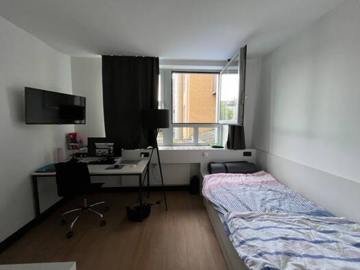 Studio zur Miete 300 € 1 Zimmer 15 m² Geschoss 1/4 frei ab 01.12.2026 Industriestraße 59 Plagwitz Leipzig 04229