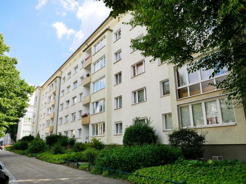 Wohnung zur Miete 346 € 2 Zimmer 49,4 m²<br/>Wohnfläche 4.<br/>Geschoss Otto-von-Guericke-Str. 78 Rathausviertel Magdeburg 39104