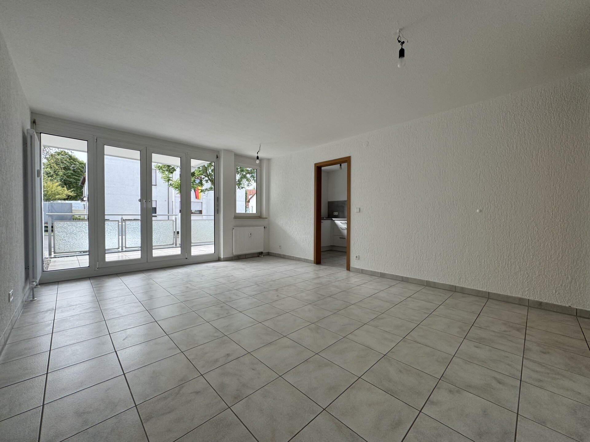 Apartment zur Miete 950 € 3 Zimmer 70 m²<br/>Wohnfläche EG<br/>Geschoss ab sofort<br/>Verfügbarkeit Neustadt Waiblingen 71336