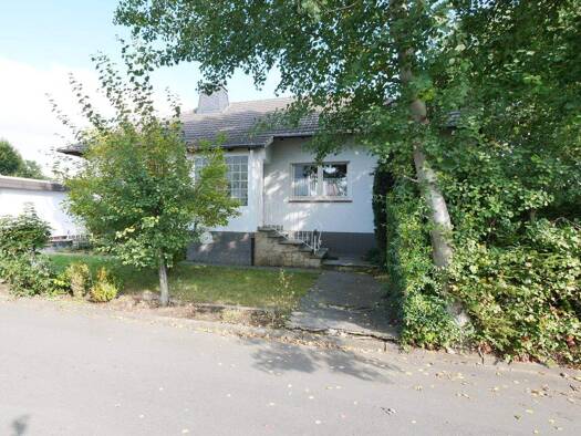 Einfamilienhaus zum Kauf 209.000 € 5 Zimmer 112,5 m² 1.000 m² Grundstück Daseburg Warburg 34414