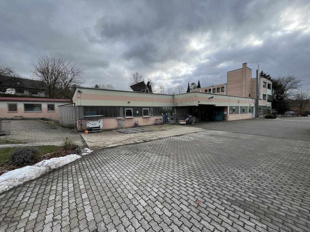 Produktionshalle zum Kauf 885.000 € 2.899 m²<br/>Lagerfläche ab 471 m²<br/>Teilbarkeit Eschenfelden Eschenfelden 92275