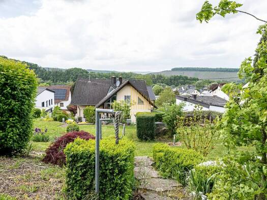 Einfamilienhaus zum Kauf 658.000 € 10 Zimmer 268 m² 1.700 m² Grundstück Rosenbergstr. Wiltingen 54459